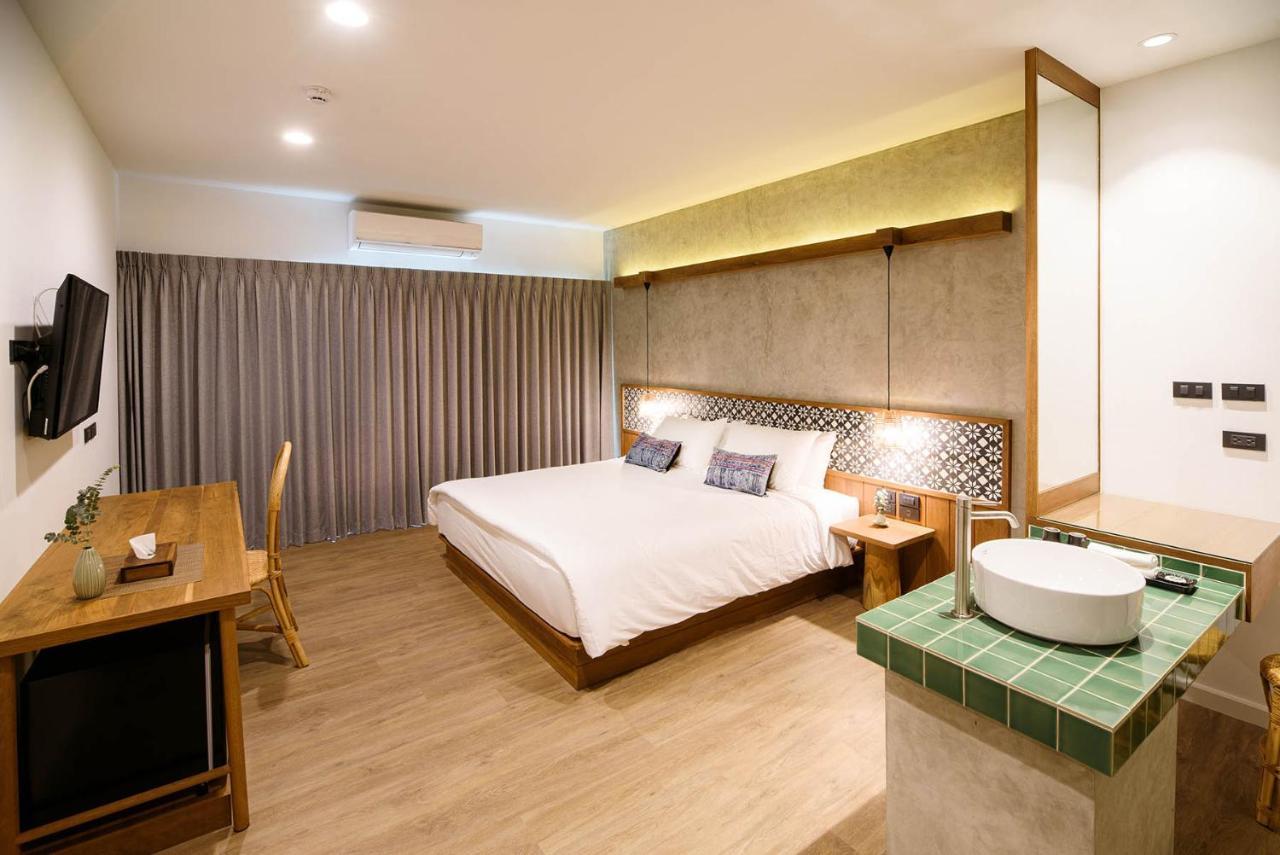 Himku Hotel - Adult Only Čiang Mai Exteriér fotografie