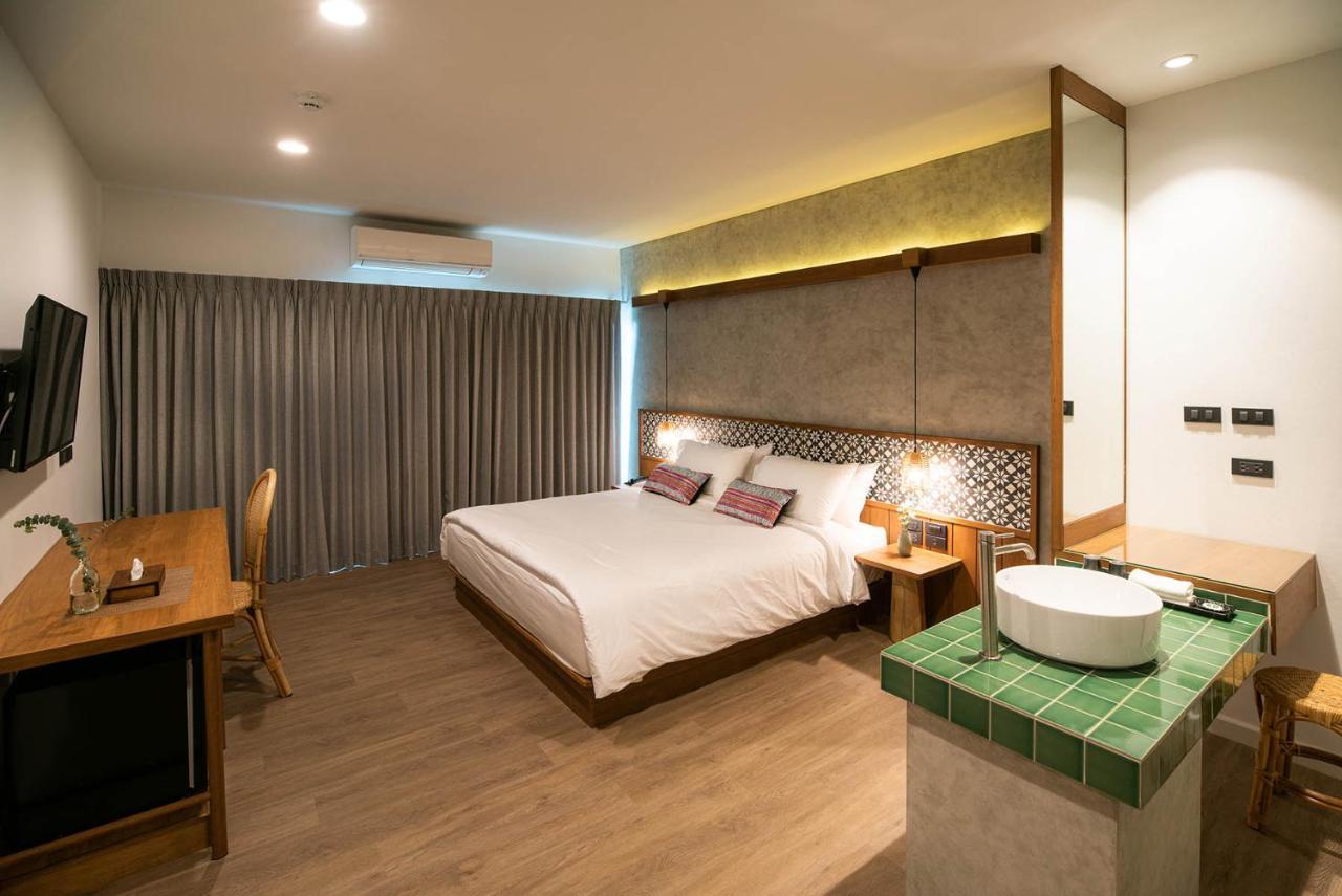 Himku Hotel - Adult Only Čiang Mai Exteriér fotografie